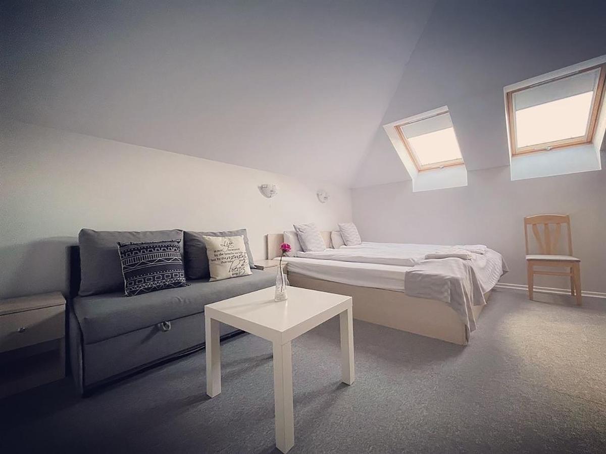 Da Vinci Guesthouse Varshets  Eksteriør billede